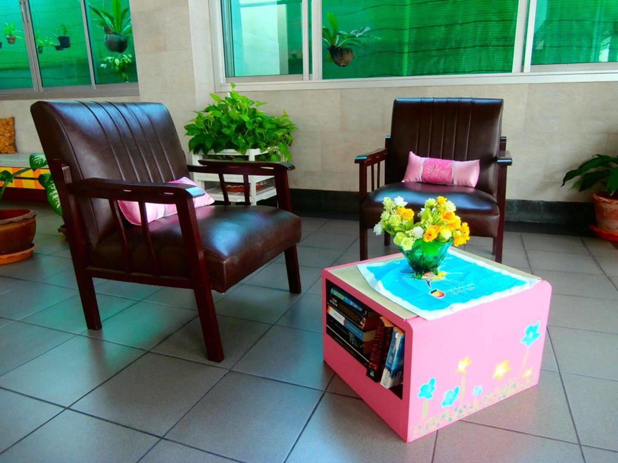 Seabreeze Mansion Otel Phuket Dış mekan fotoğraf